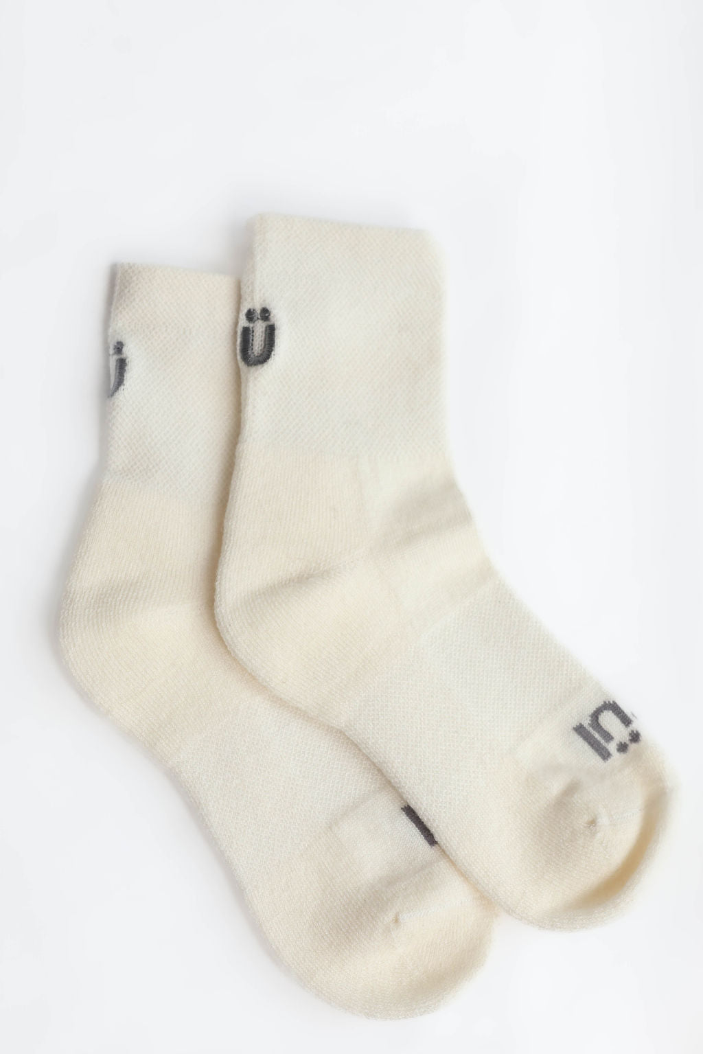 Unisex Quarter-Crew Ü Sock with Cushion